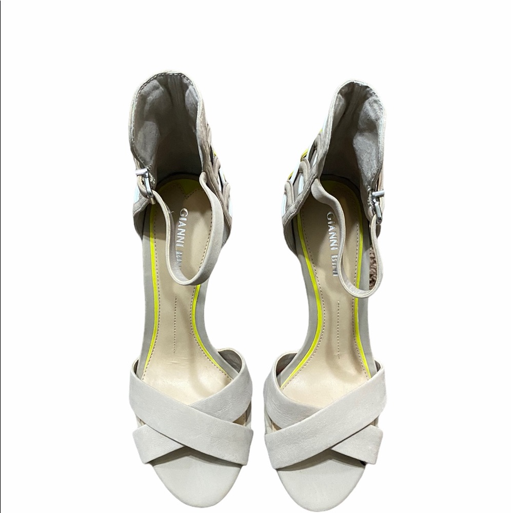 Gianni Bini nude heels